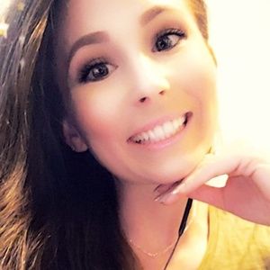 Meet your Posher, Amenda